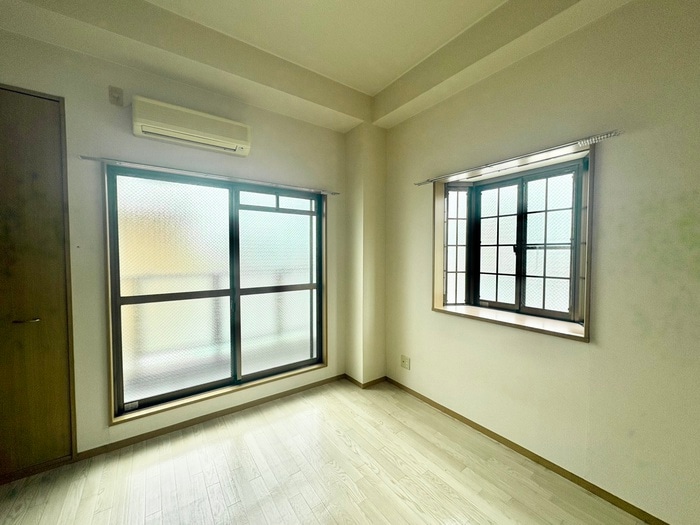 オズレジデンス鶴見の物件内観写真