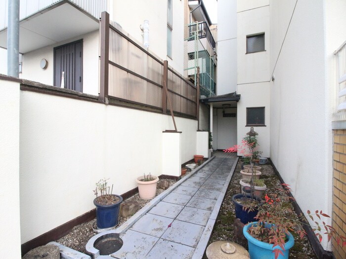 レゾン　シゲの物件外観写真