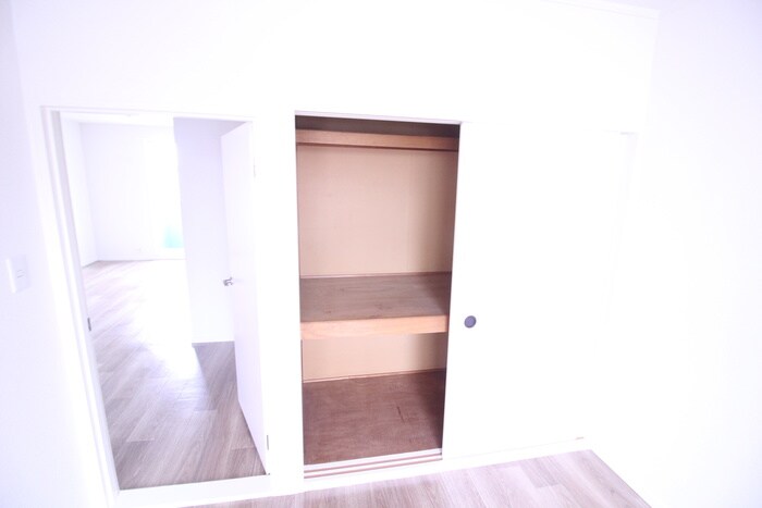 ビクトアール江角の物件内観写真