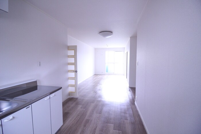 ビクトアール江角の物件内観写真