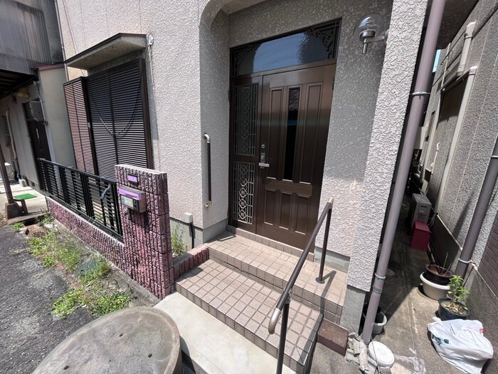 塚口本町1丁目貸家の物件外観写真