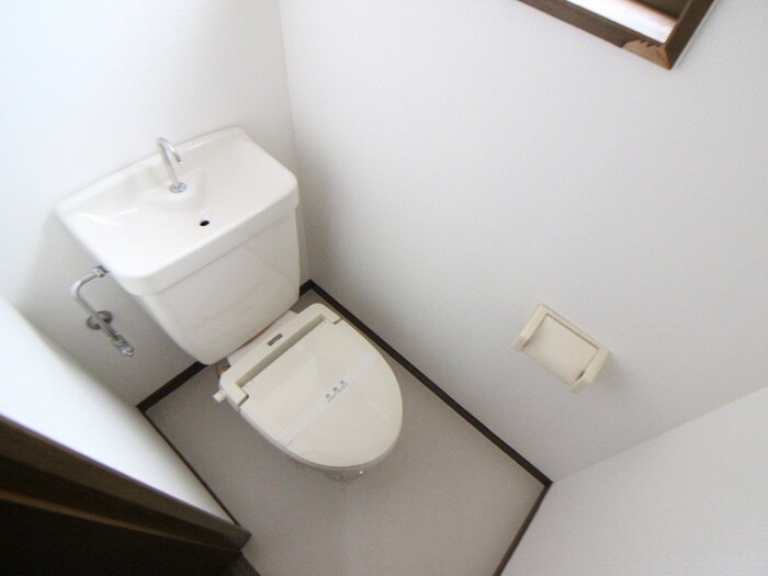 塚口本町1丁目貸家の物件内観写真