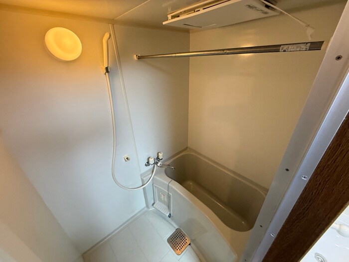 ジュネス平野西(202)の物件内観写真