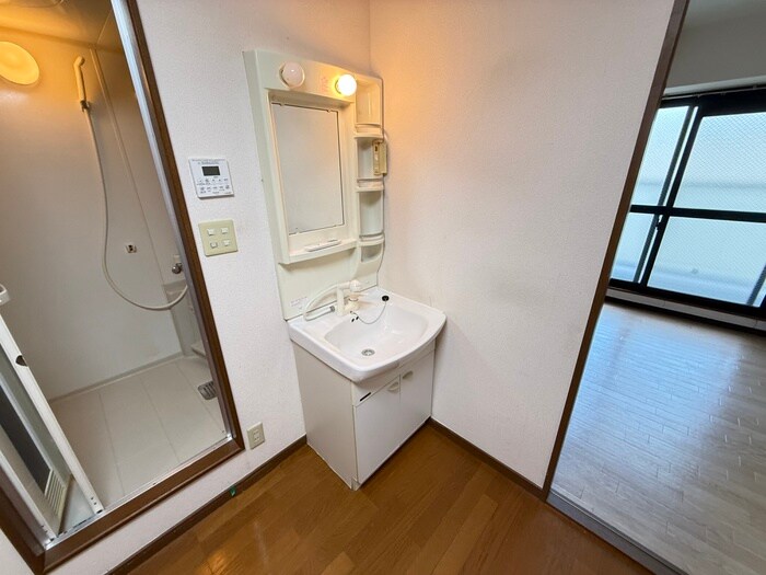 ジュネス平野西(202)の物件内観写真