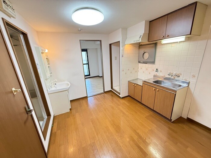 ジュネス平野西(202)の物件内観写真