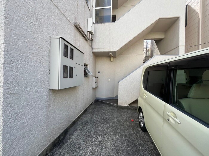 原マンションの物件外観写真