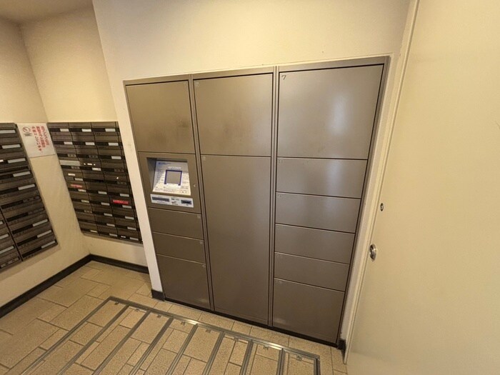 伽羅コート伏見（507）の物件外観写真