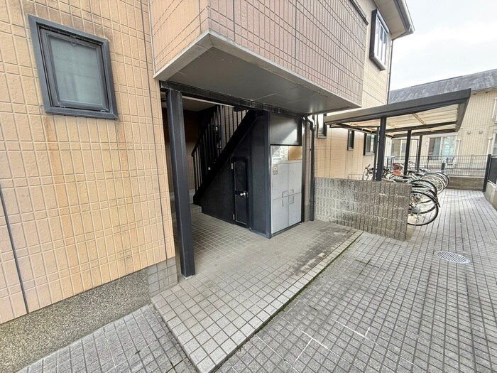 ウエストサイドタウンＤ棟の物件外観写真