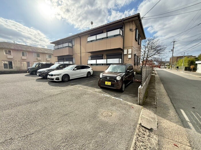 ウエストサイドタウンＤ棟の物件外観写真