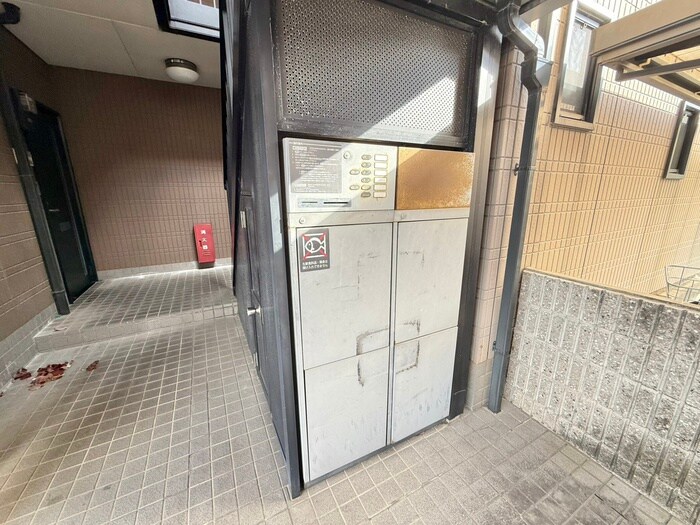 ウエストサイドタウンＤ棟の物件外観写真