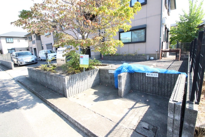 ウエストサイドタウンＦ棟の物件外観写真