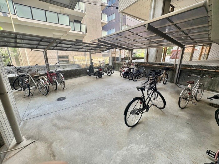 エリーフラッツ京町の物件外観写真