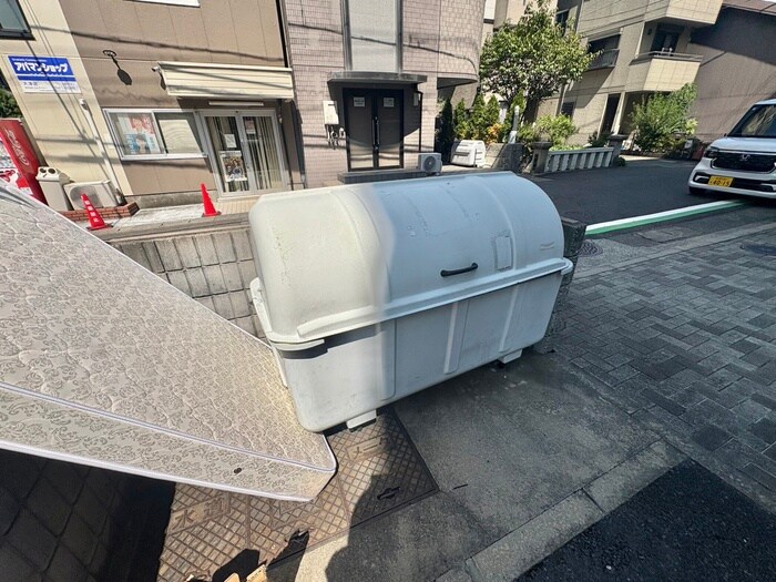 エリーフラッツ京町の物件外観写真