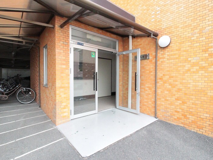 巽ハイツの物件外観写真