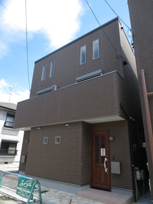 レスポワールＢの物件外観写真