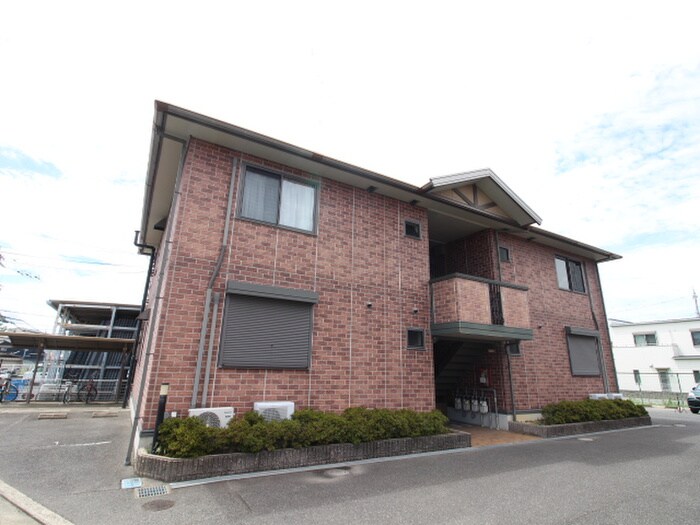 サニーサイドIZUMI A棟の物件外観写真