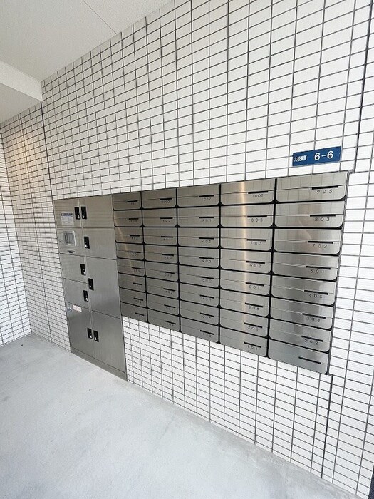 Ｍ．Ｒ　Ｒｅｓｉｄｅｎｃｅの物件外観写真