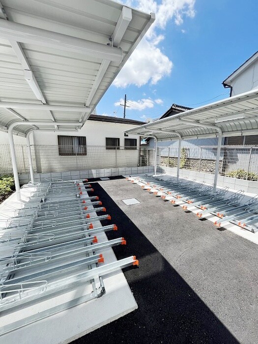 Ｍ．Ｒ　Ｒｅｓｉｄｅｎｃｅの物件外観写真