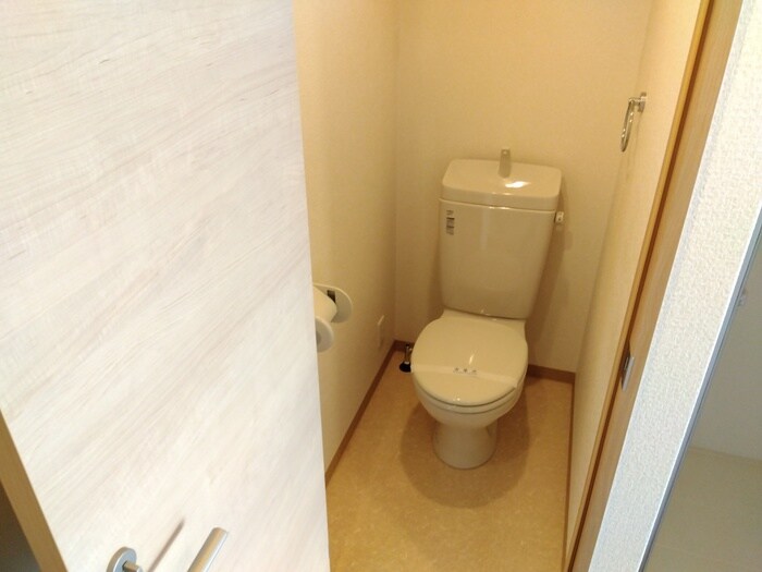 サリュー塚口の物件内観写真