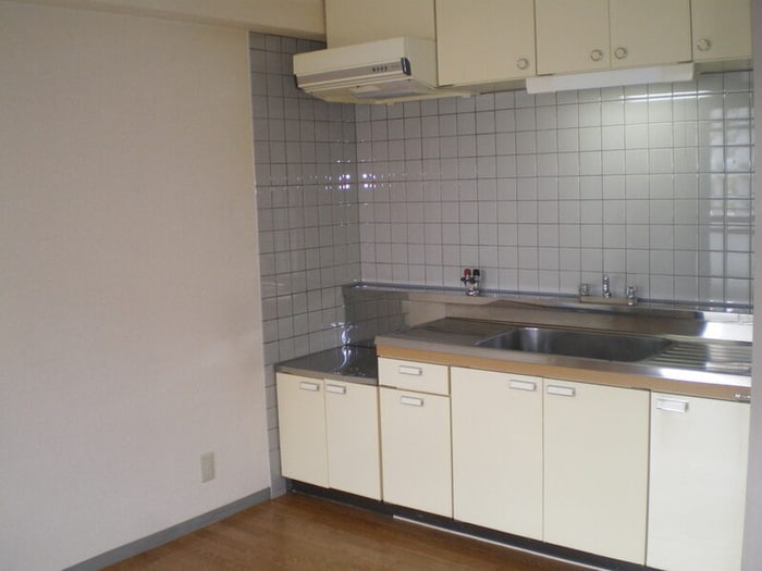 ブライトンステージAの物件内観写真