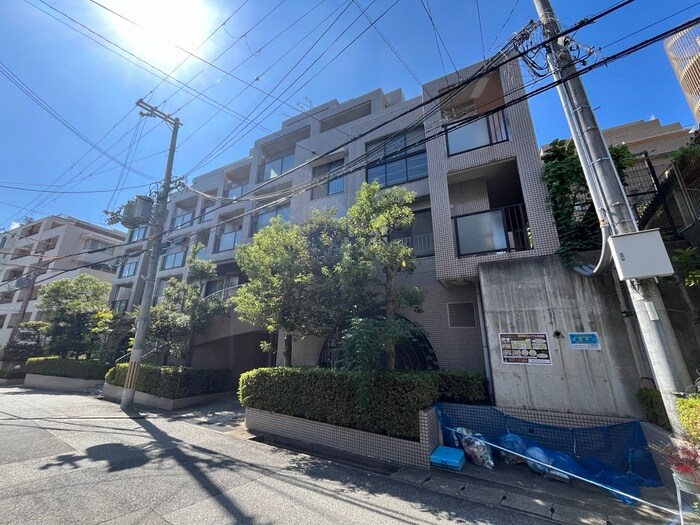 ロイヤル苦楽園の物件外観写真