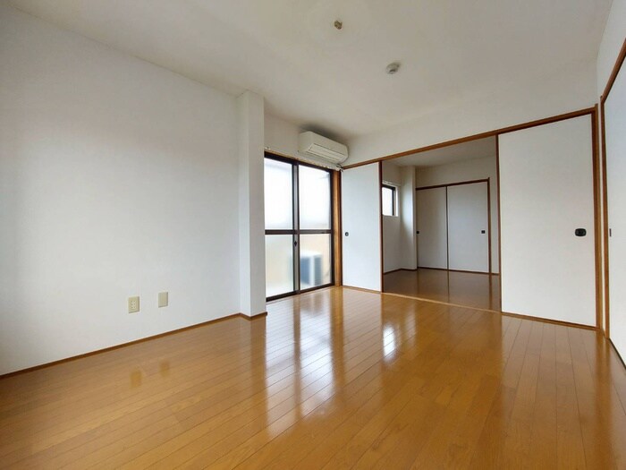 レジデンス甲斐の物件内観写真