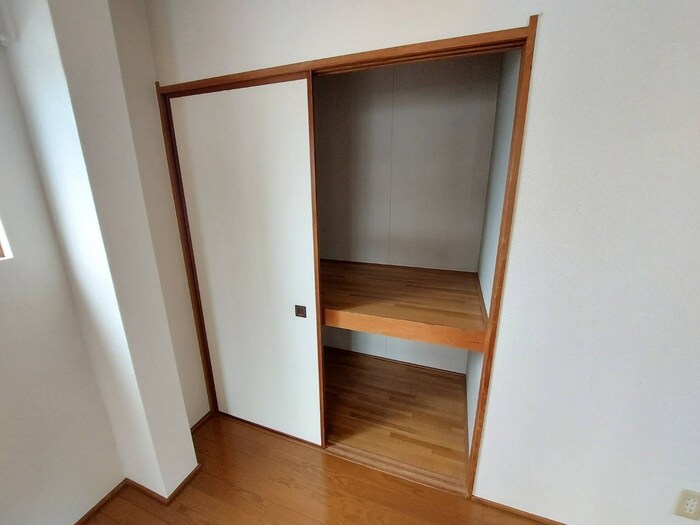 レジデンス甲斐の物件内観写真