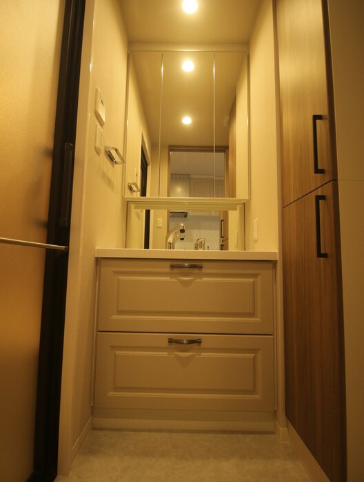 PHOERME TENNOJI Eastの物件内観写真