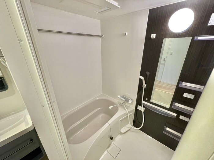 セレニテ本町東リアンの物件内観写真