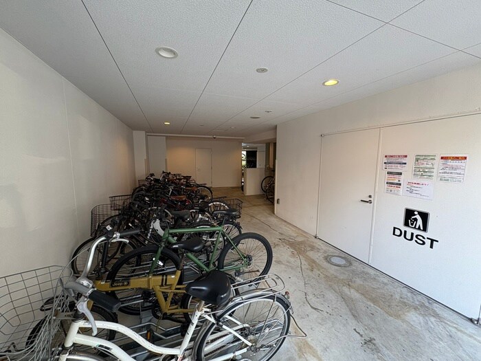 セレニテ本町東リアンの物件外観写真