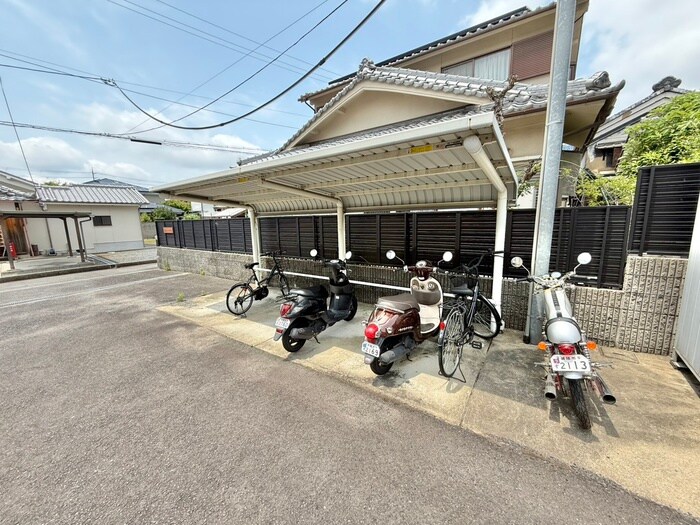 セジュ－ルリンデンの物件外観写真