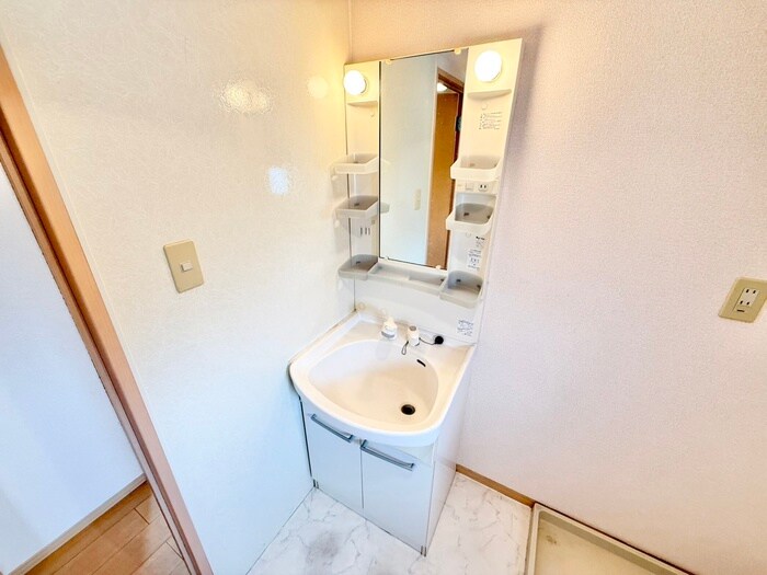 セジュ－ルリンデンの物件内観写真