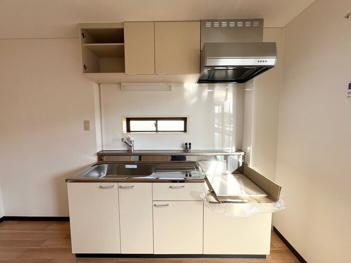 ｻﾝﾋﾙｽﾞﾊｲﾑの物件内観写真