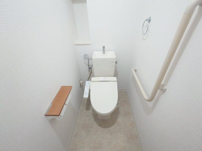 フォレスタ育和の物件内観写真