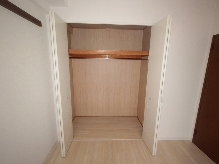 フォレスタ育和の物件内観写真