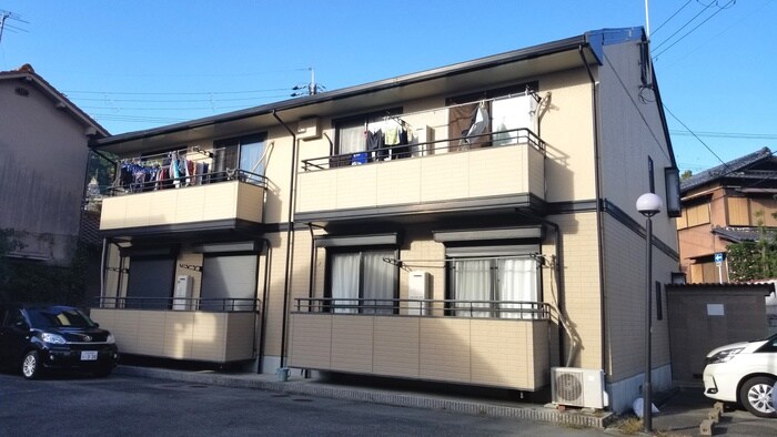 シャルム箕面の物件外観写真