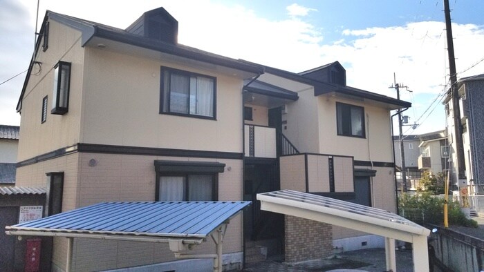 シャルム箕面の物件外観写真