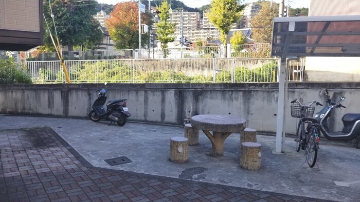 シャルム箕面の物件外観写真