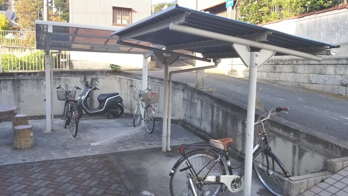 シャルム箕面の物件外観写真