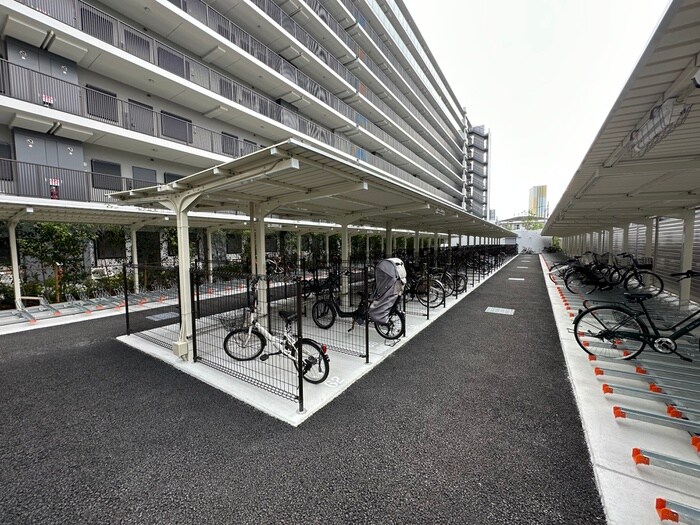 ローレルスクエア柏原（５０５）の物件外観写真