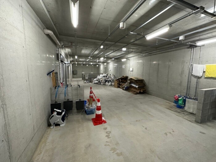 ローレルスクエア柏原（５０５）の物件外観写真