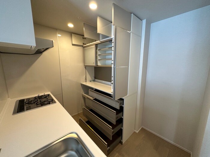 ローレルスクエア柏原（５０５）の物件内観写真