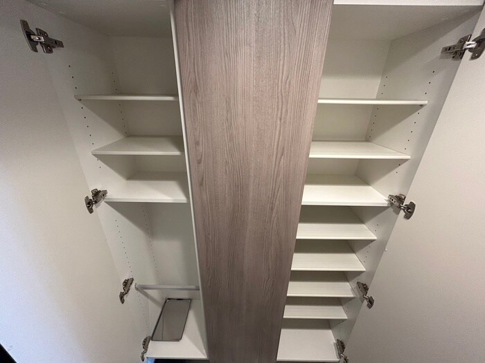 ローレルスクエア柏原（５０５）の物件内観写真