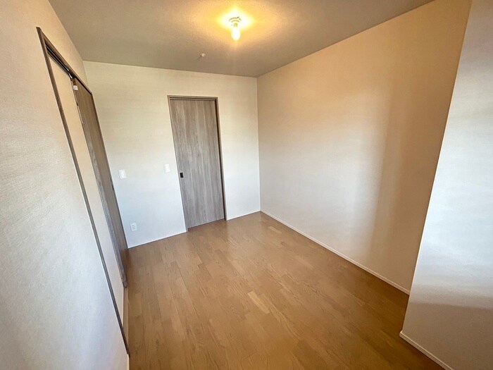 ローレルスクエア柏原（５０５）の物件内観写真