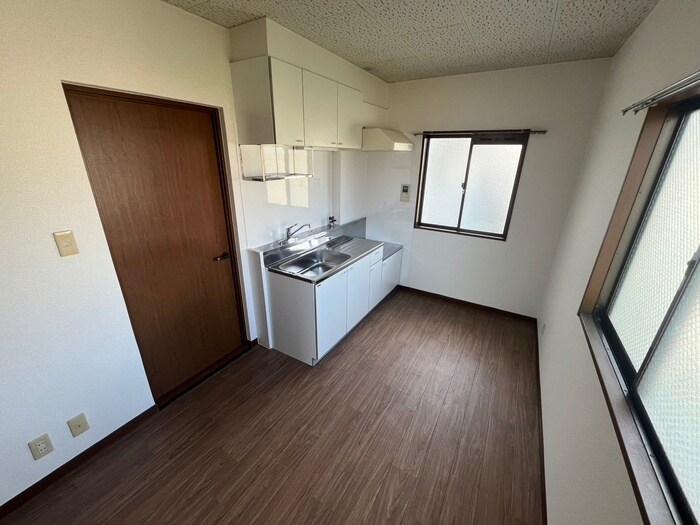 吉村ハイツの物件内観写真