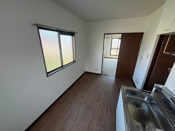 吉村ハイツの物件内観写真