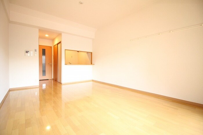 サンロイヤル三条の物件内観写真