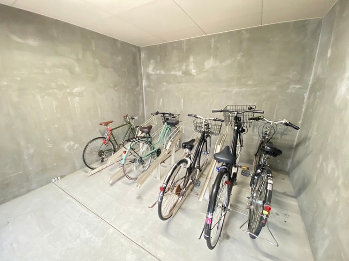 サンロイヤル三条の物件外観写真