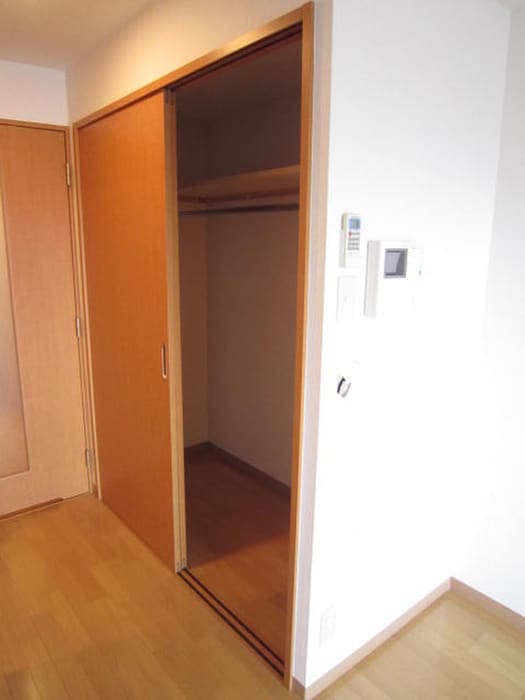 サンロイヤル三条の物件内観写真