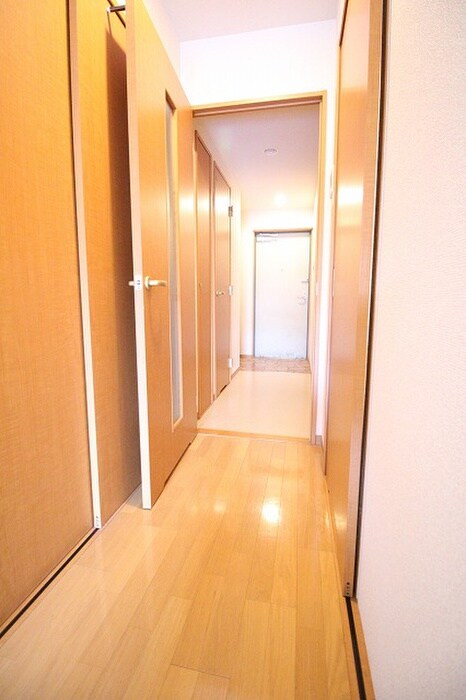 サンロイヤル三条の物件内観写真